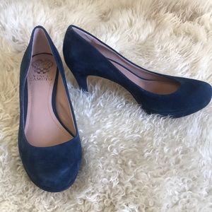 Vince Camuto navy suede pumps